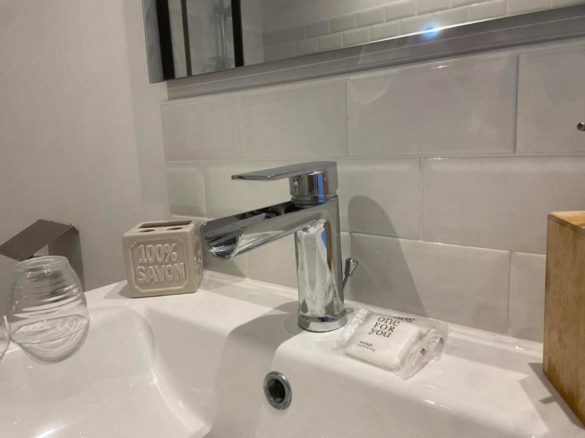 Chambre & Salle De Bain Privee - Lv 33 Argenton Sur Creuse Kültér fotó