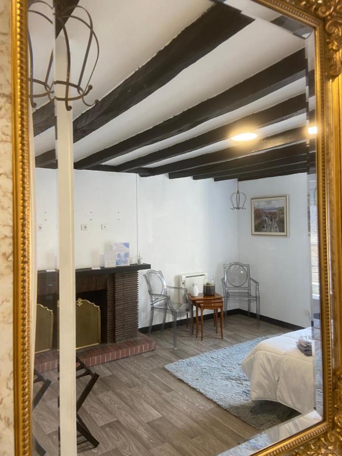 Chambre & Salle De Bain Privee - Lv 33 Argenton Sur Creuse Kültér fotó