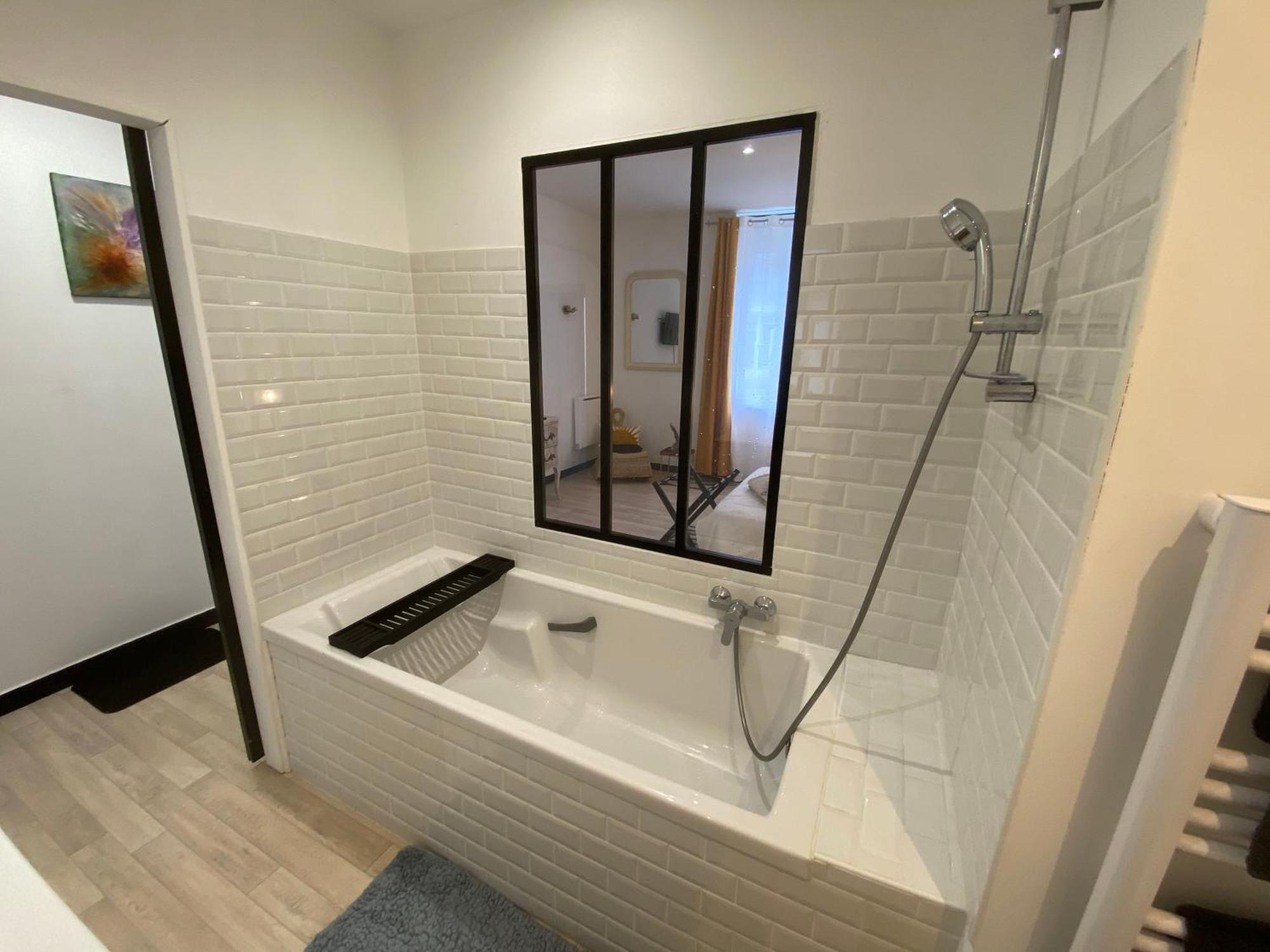 Chambre & Salle De Bain Privee - Lv 33 Argenton Sur Creuse Kültér fotó